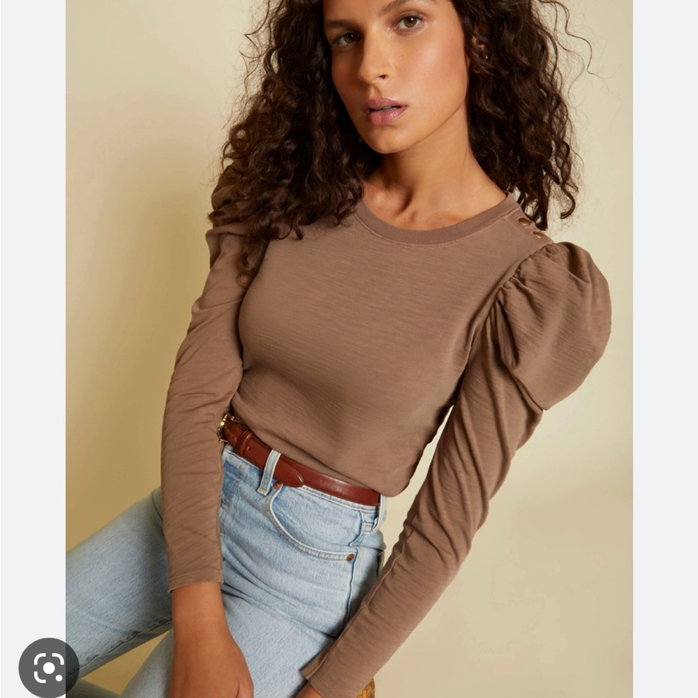 Puff-Sleeve Crewneck Top in Brown